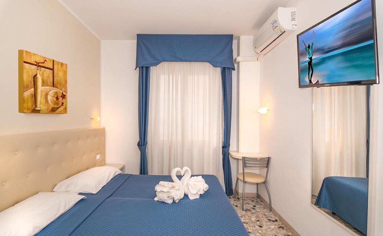 Hotel Caribe Viareggio Kültér fotó