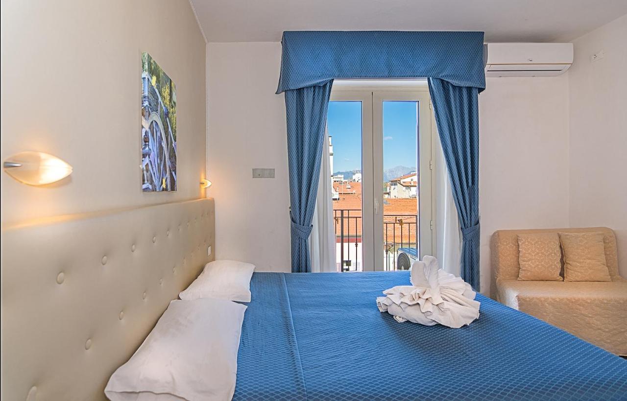 Hotel Caribe Viareggio Kültér fotó