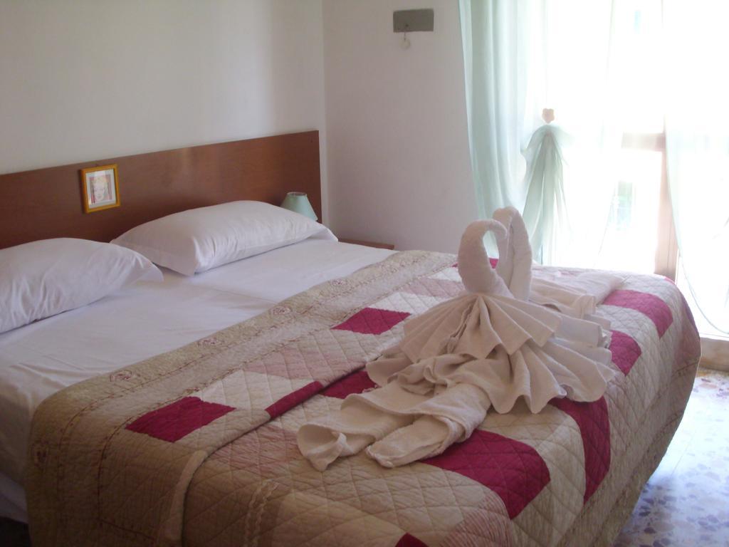 Hotel Caribe Viareggio Kültér fotó