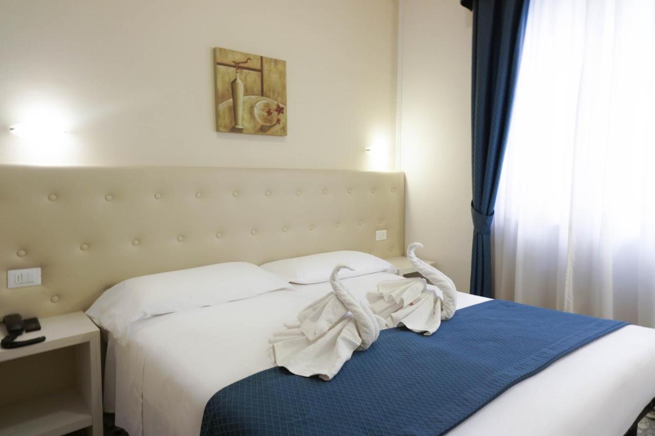 Hotel Caribe Viareggio Kültér fotó