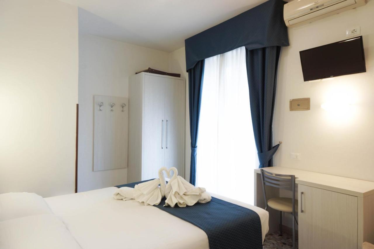 Hotel Caribe Viareggio Kültér fotó