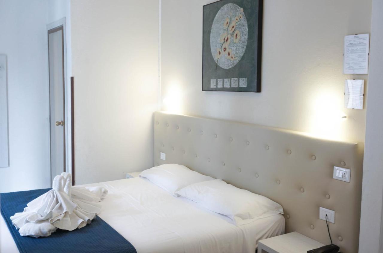 Hotel Caribe Viareggio Kültér fotó