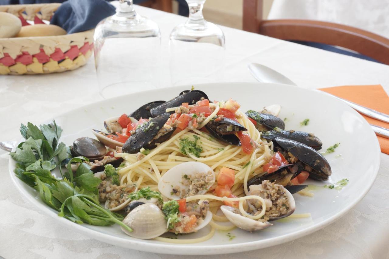Hotel Caribe Viareggio Kültér fotó